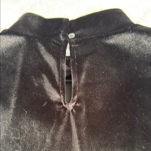 LOFT Black Velvet Sleeveless Top size XS - Picture 6 of 6